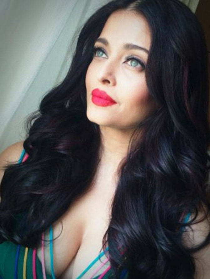 670px x 891px - Aishwarya Rai Bachchan's first look will take your breath away in Cannes  2017